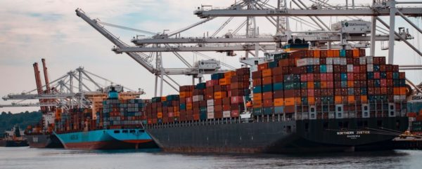 Egyre csökken a kereslet a konténeres tengeri szállításra